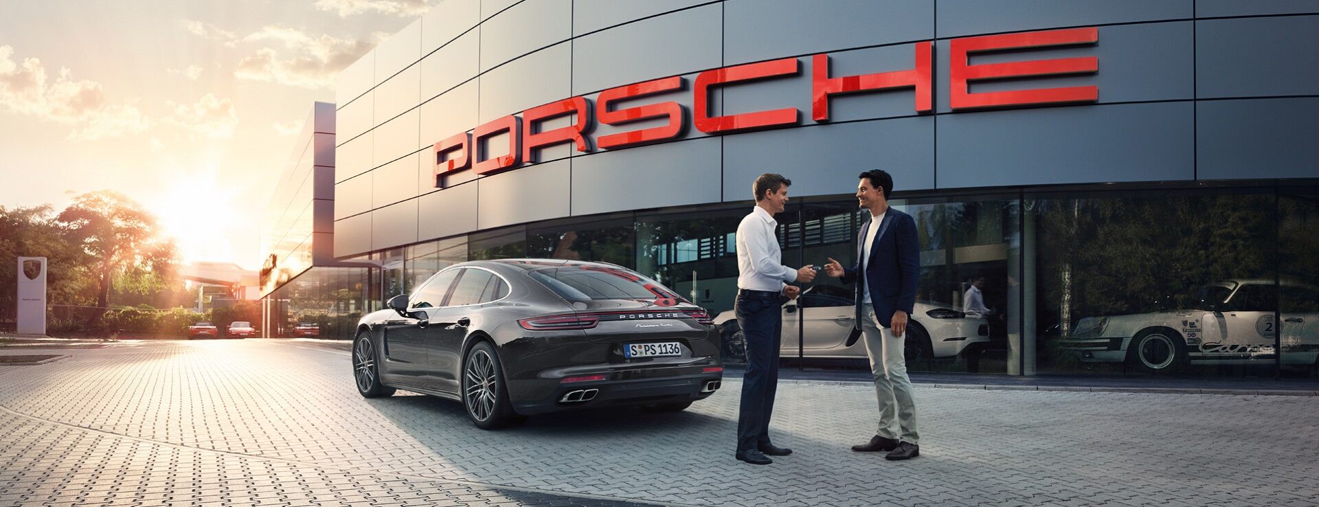 Программа помощи на дорогах Porsche Assistance | Порше Центр Воронеж